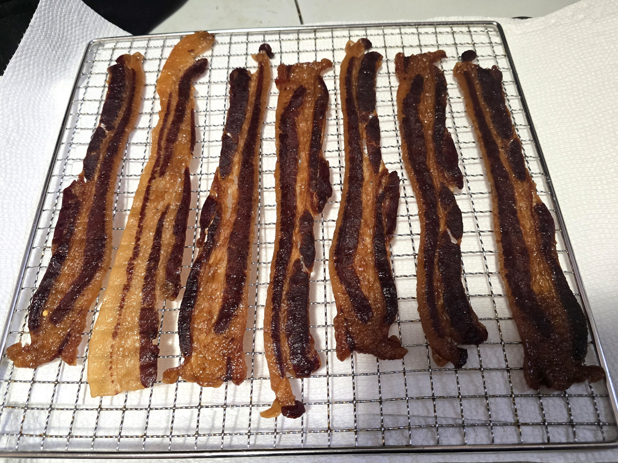 Easy Maple Bacon Jerky Recipe - Dried and Tasty